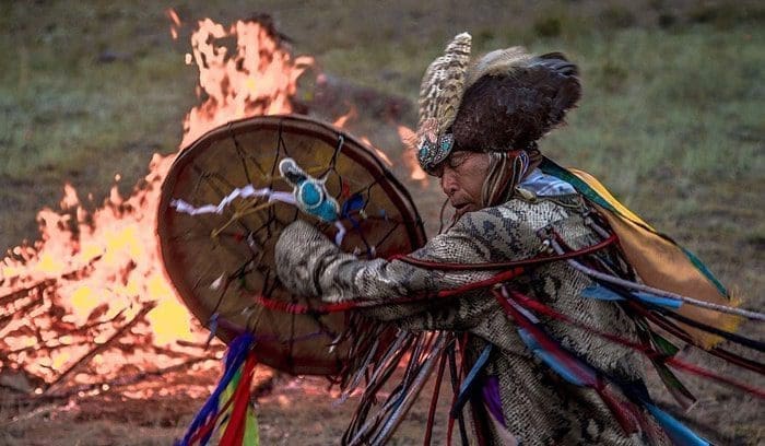 roda de cura sagrada medicina índios xamanismo vida nascimento morte totem