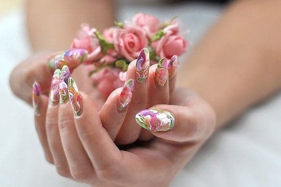 unhas cuidados mãos saúde beleza