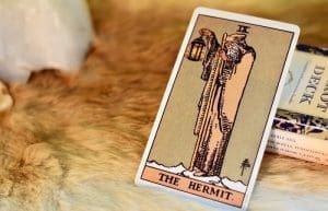 Eremita tarot cartas adivinhação futuro sorte conselho magia